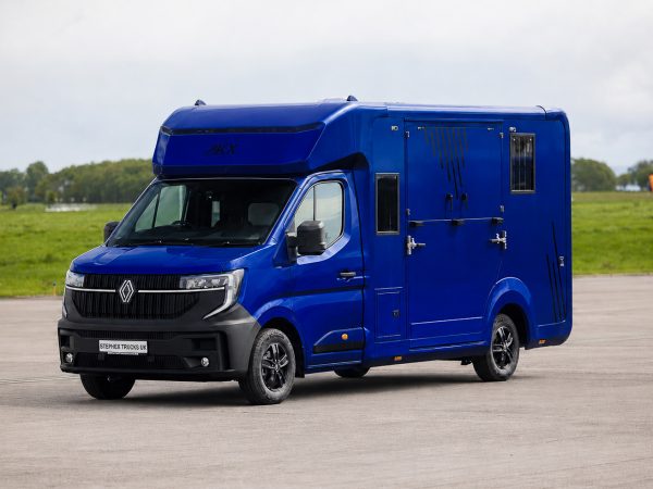 2026 3.5t AKX (Crew Cab)